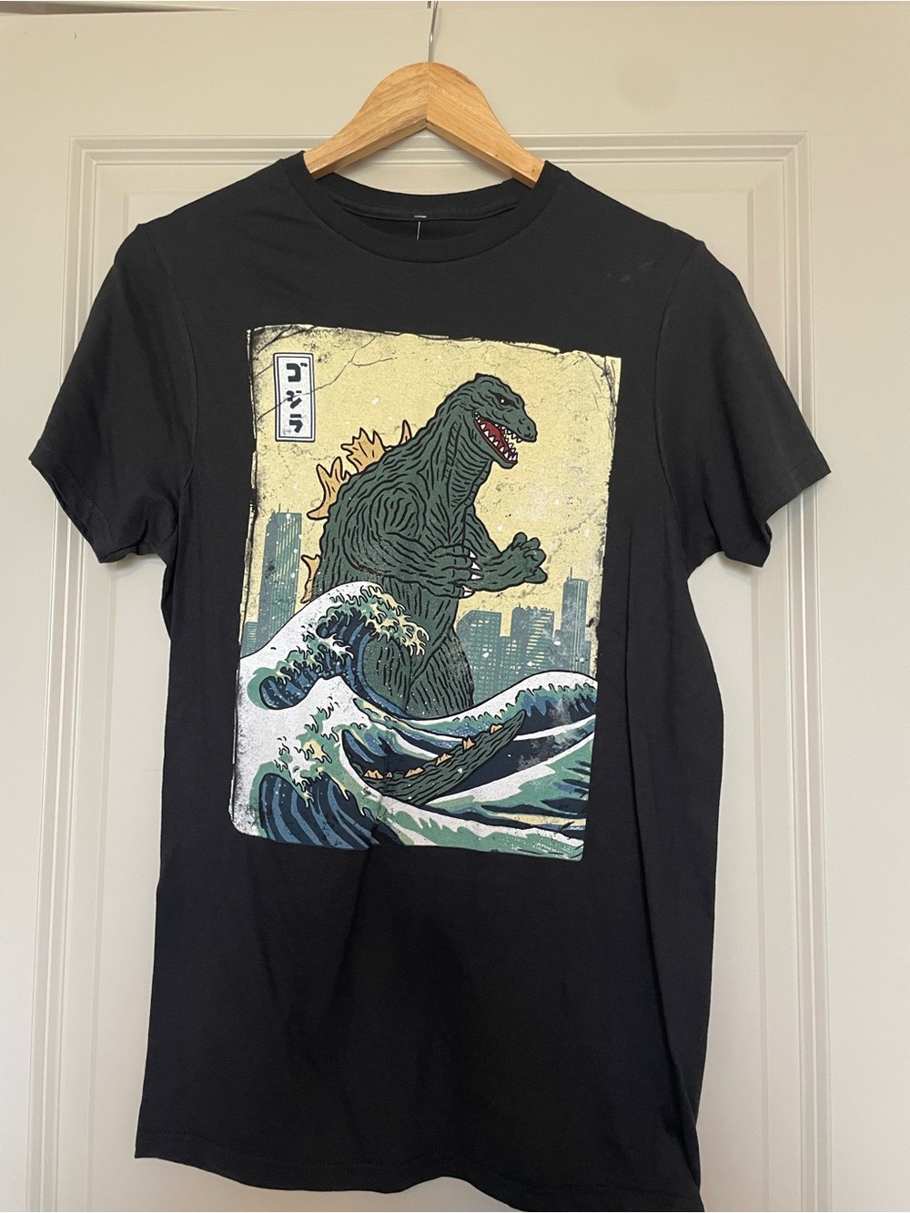 Hot Topic Black Godzilla Wave Graphic Tee